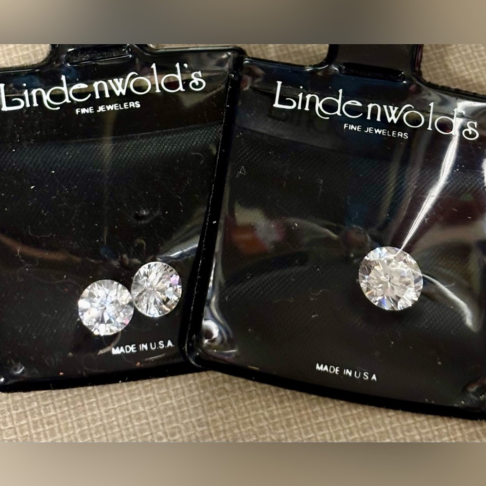 Lindenwold's CZ Diamond Loose Gemstones